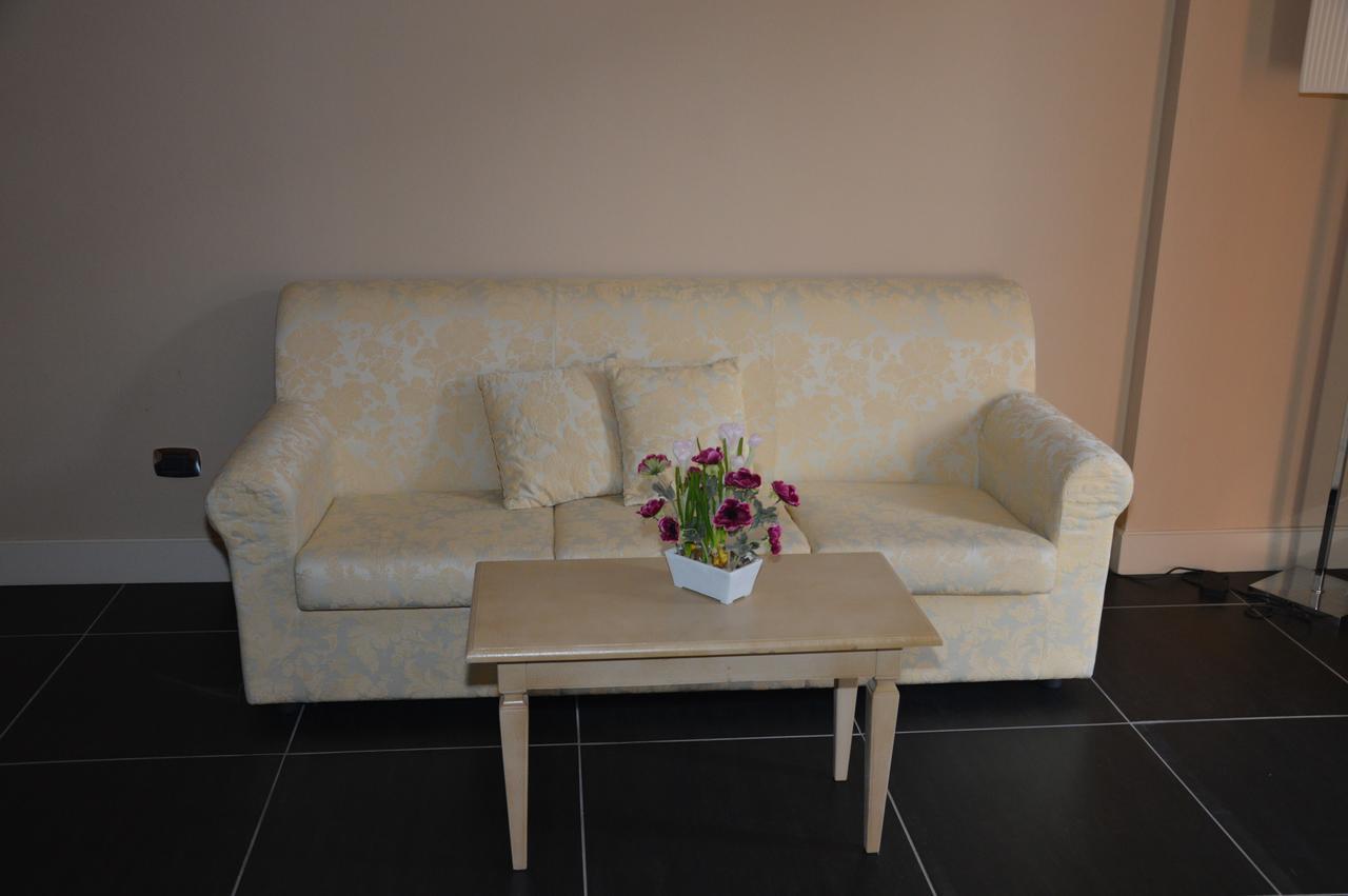 Roccamonfina Palace Hotel Habitación foto