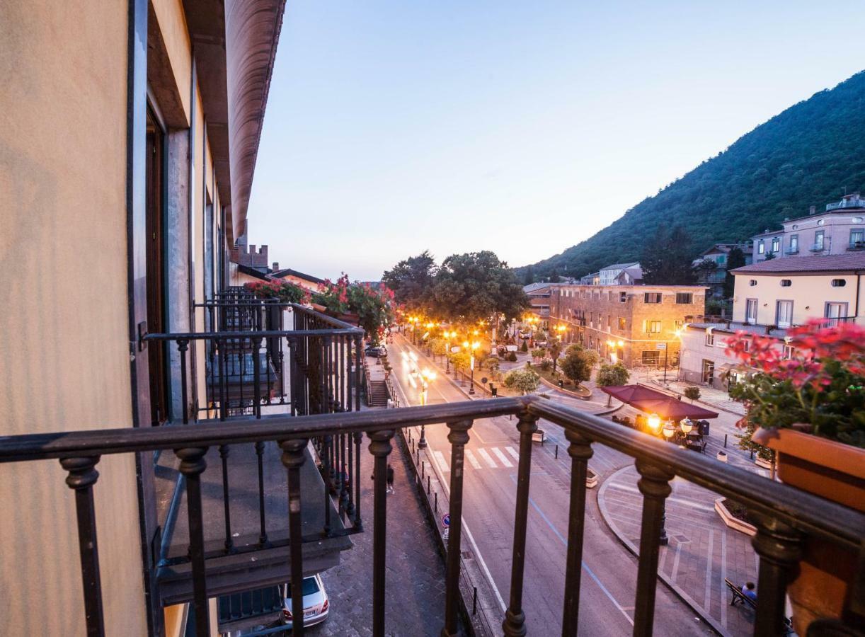 Roccamonfina Palace Hotel Exterior foto